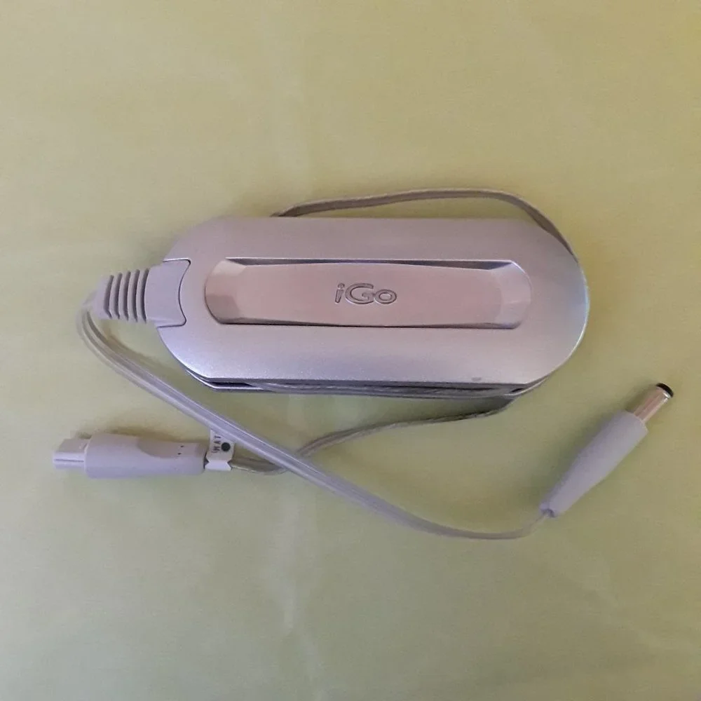 iGO DUAL CHARGER - POWER SUPPLY - UNIT ONLY - MODEL #273-1787 07A04